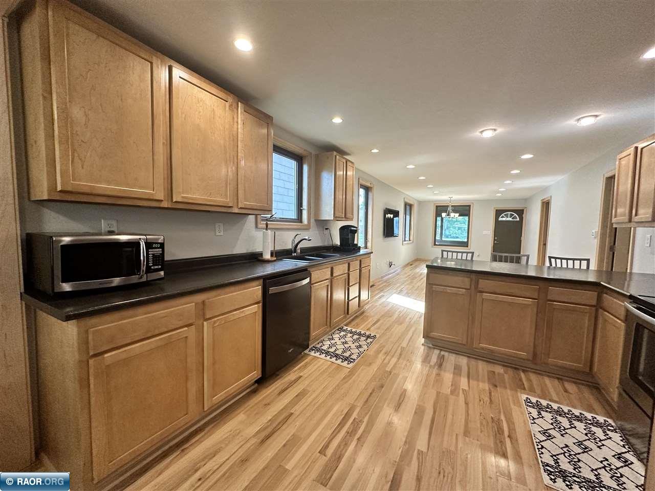 315 South 4th Street Virginia, MN 55792 - Photo 4 of 28
