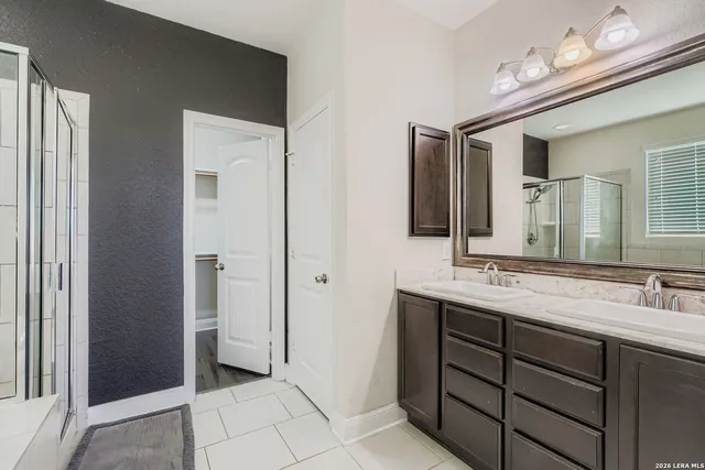 $2,100 | 2213 Sungate Drive, New Braunfels, TX 78130