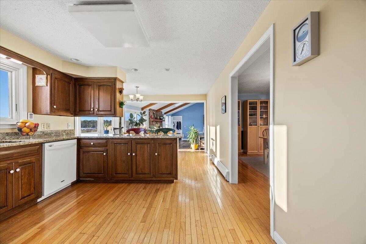11 Spurwink Road Scarborough, ME 04074 - Photo 11 of 40 14-11 Spurwink-14