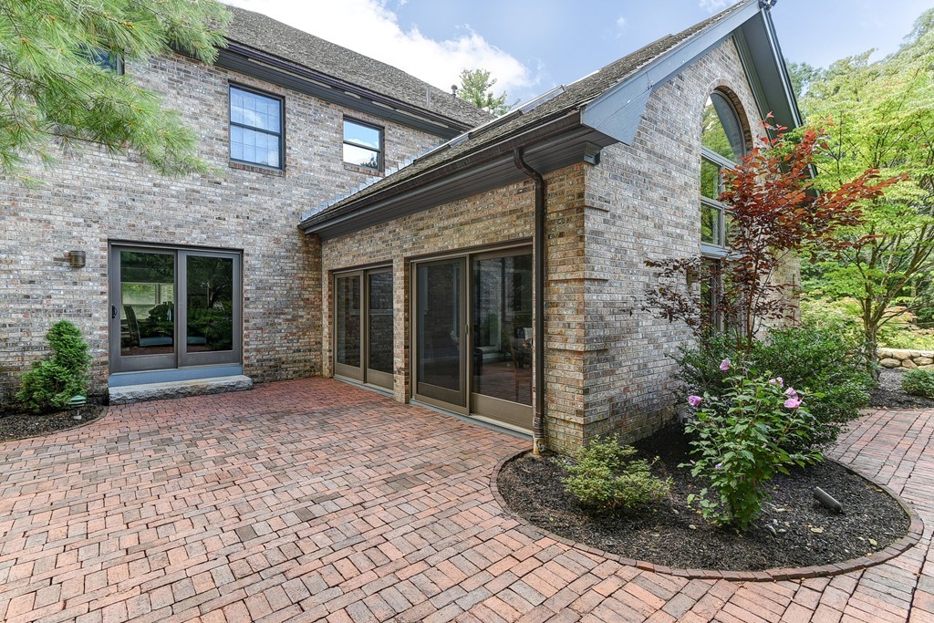 68 Pheasant Landing Road Needham, MA 02492 - Photo 25 of 30