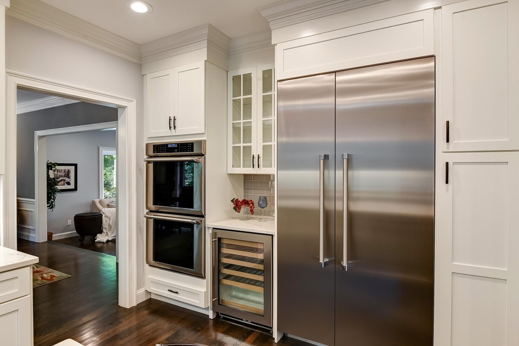 68 Pheasant Landing Road Needham, MA 02492 - Photo 4 of 30