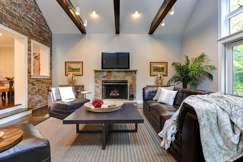 68 Pheasant Landing Road Needham, MA 02492 - Photo 9 of 30