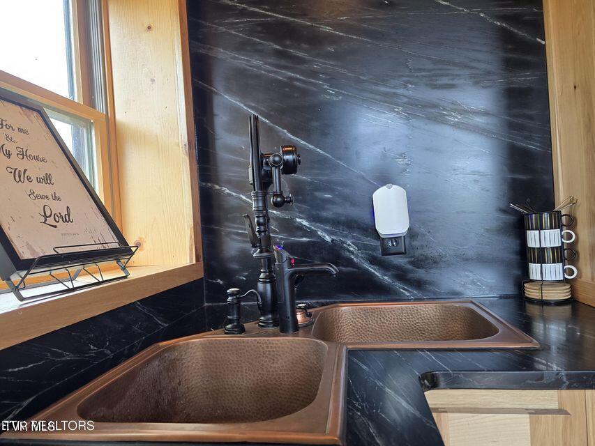 833 Duck Creek Road Sneedville, TN 37869 - Photo 20 of 60 20