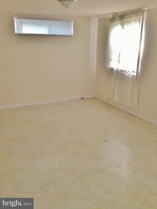 4902 Old Court Road Randallstown, MD 21133 - Photo 8 of 11 Family Room