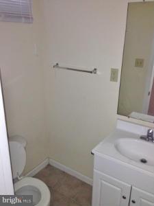 4902 Old Court Road Randallstown, MD 21133 - Photo 10 of 11 Bath