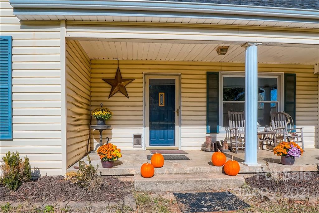2720 Deal Road Mooresville, NC 28115 - Photo 14 of 47 Gallery Image 14