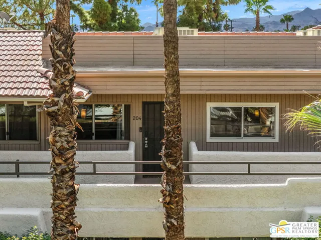 $185,000 | 575 North Villa Court, Unit 204, Palm Springs, CA 92262