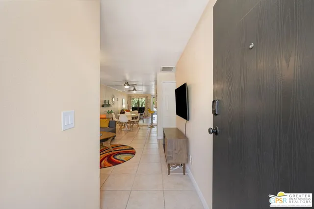 $185,000 | 575 North Villa Court, Unit 204, Palm Springs, CA 92262