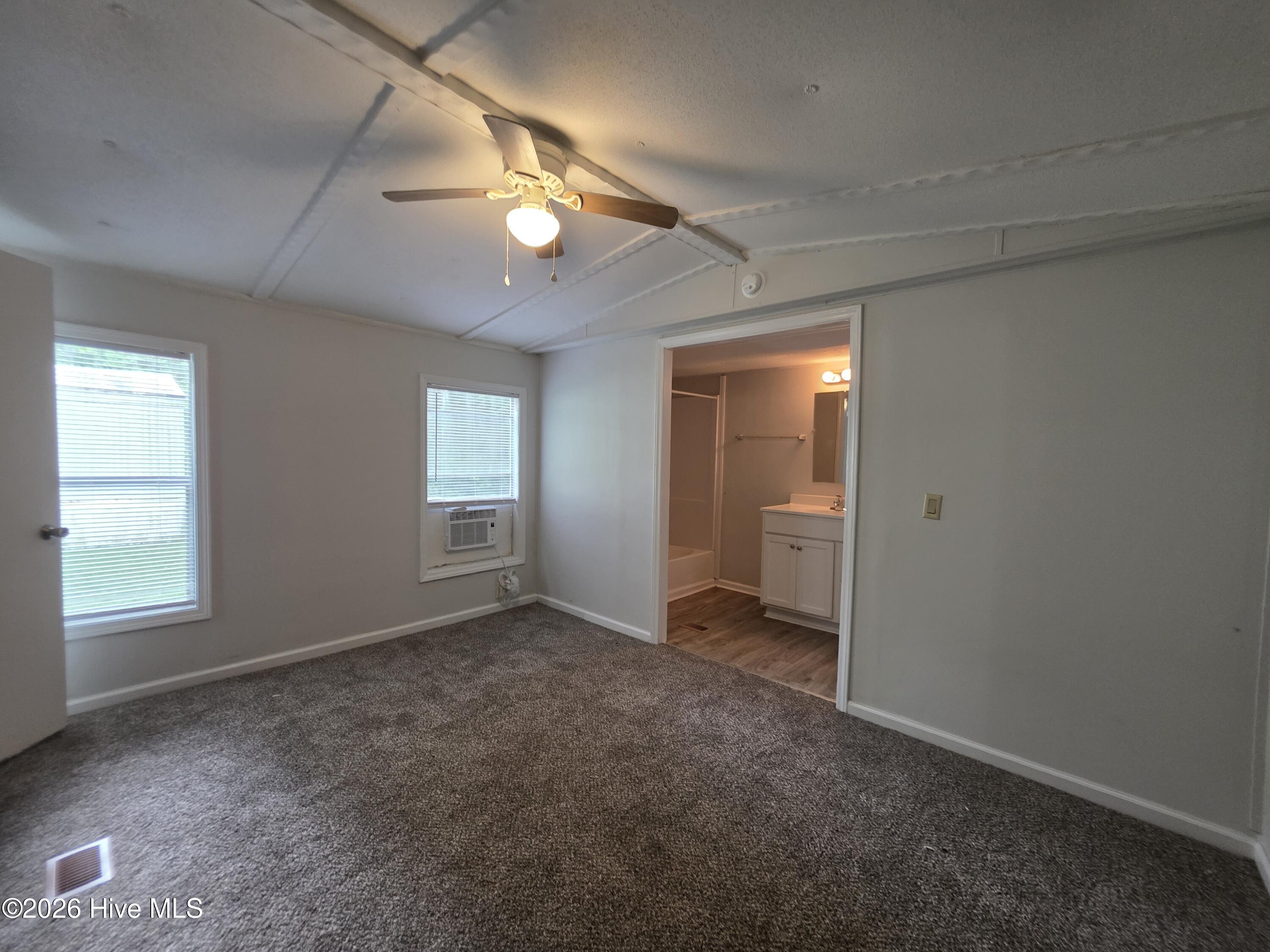 1133 Pickett Road, Unit 6 Jacksonville, NC 28540 - Photo 6 of 15 6