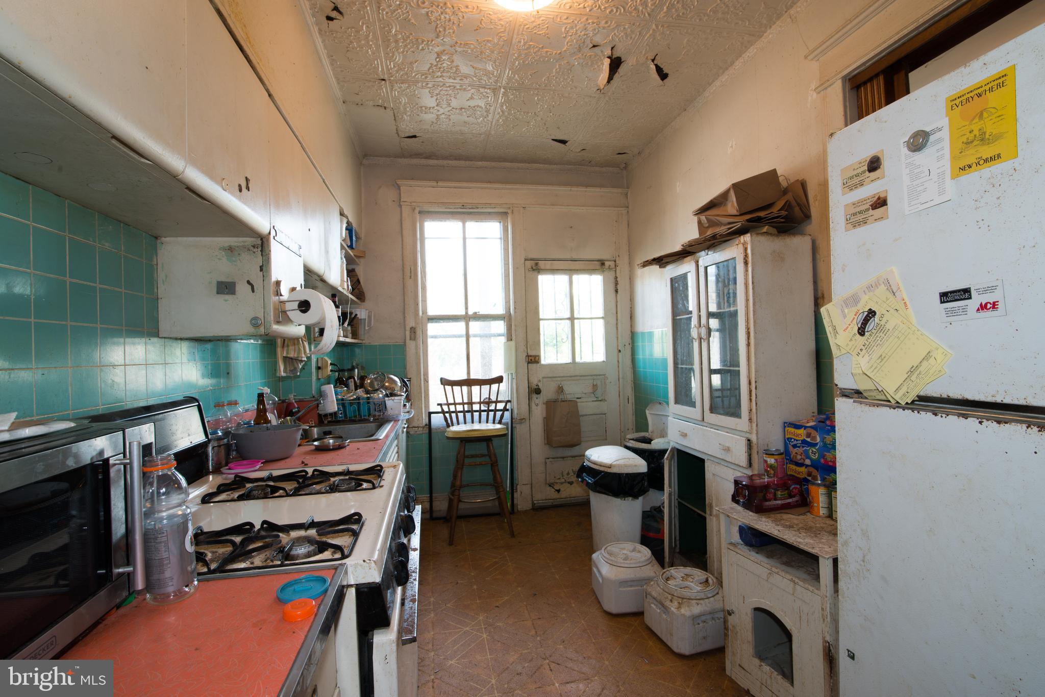 731 Park Road Northwest Washington, DC 20010 - Photo 12 of 28 Kitchen
