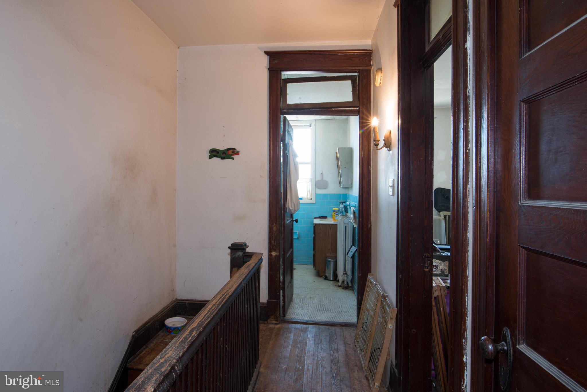 731 Park Road Northwest Washington, DC 20010 - Photo 17 of 28 Upper Level