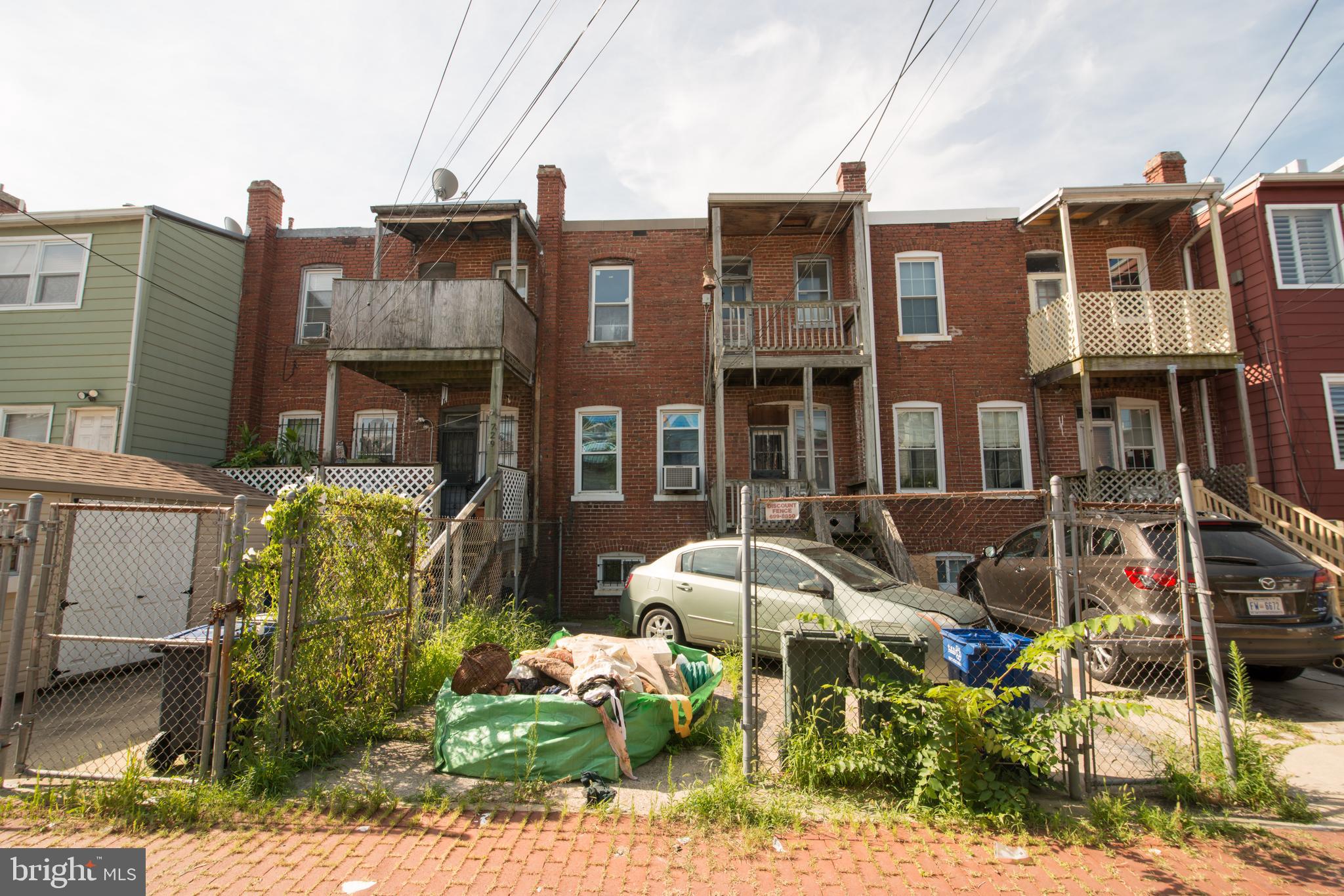 731 Park Road Northwest Washington, DC 20010 - Photo 5 of 28 Rear/Parking
