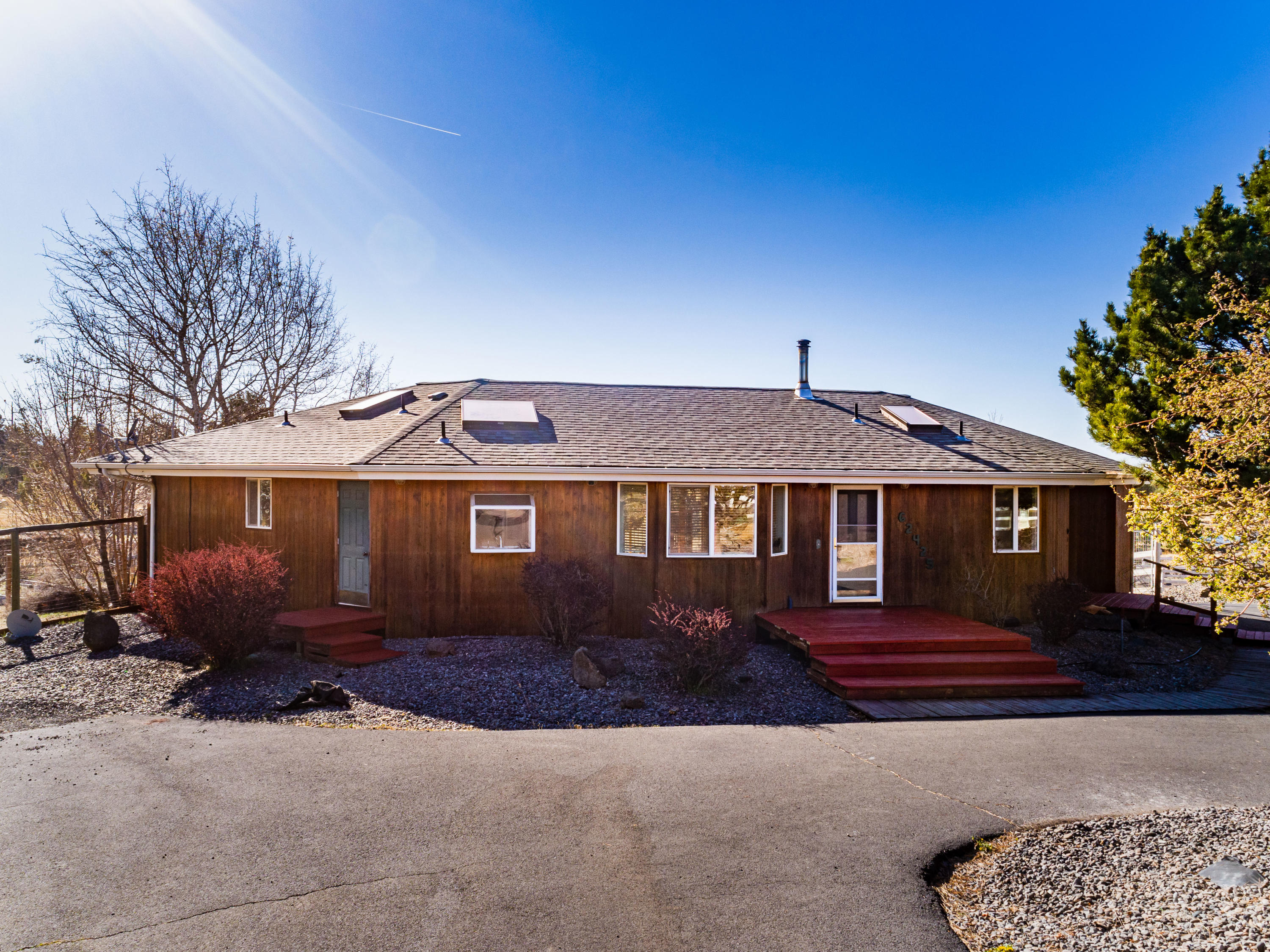62425 Stenkamp Road Bend, OR 97701 - Photo 3 of 51 62425 Stenkamp Rd, Bend-30
