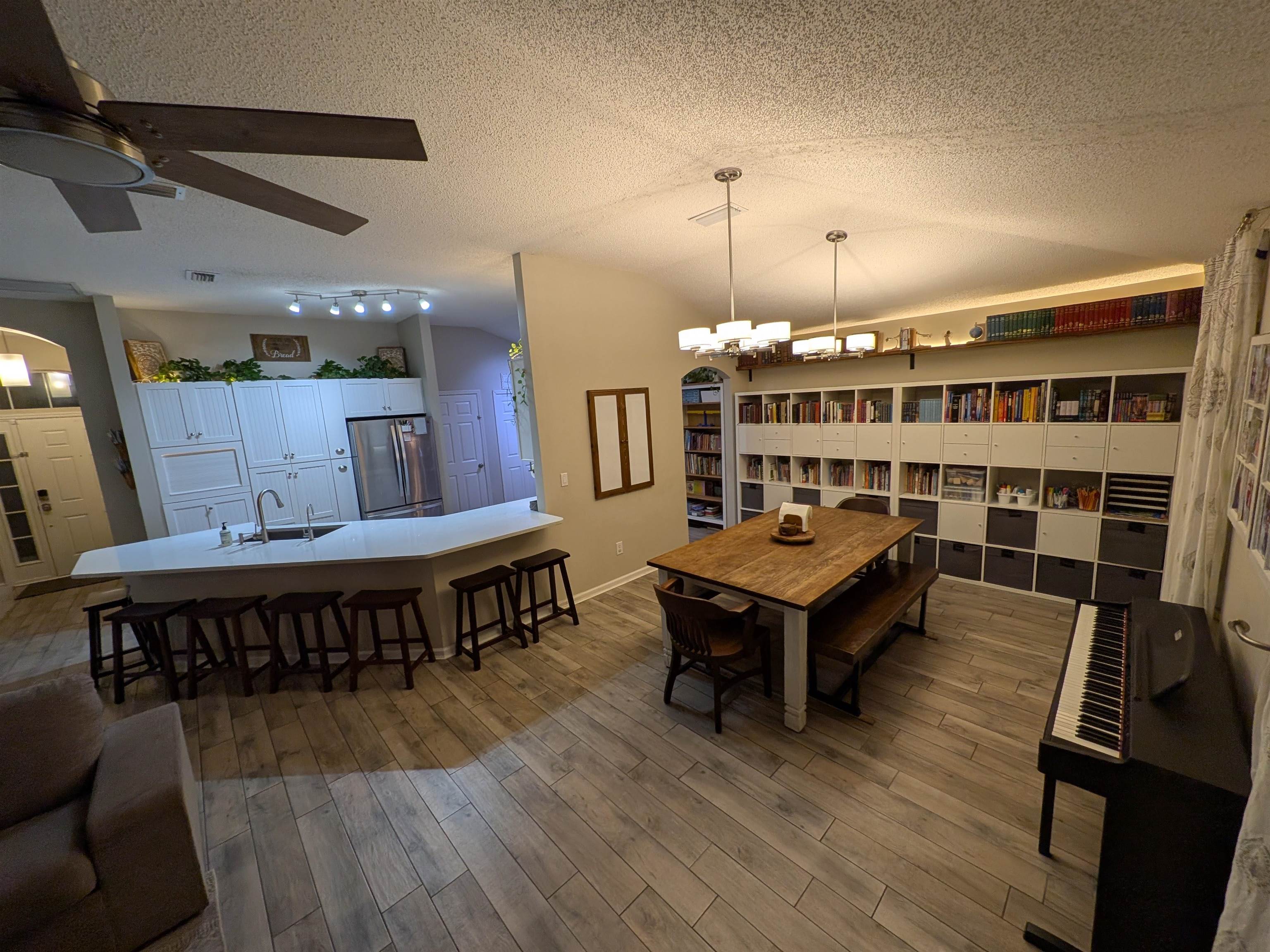 921 Oak Arbor Circle St. Augustine, FL 32084 - Photo 3 of 51 a room with furniture and wooden floor