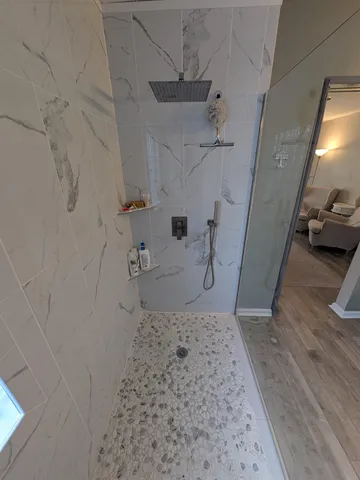 a bathroom with a toilet