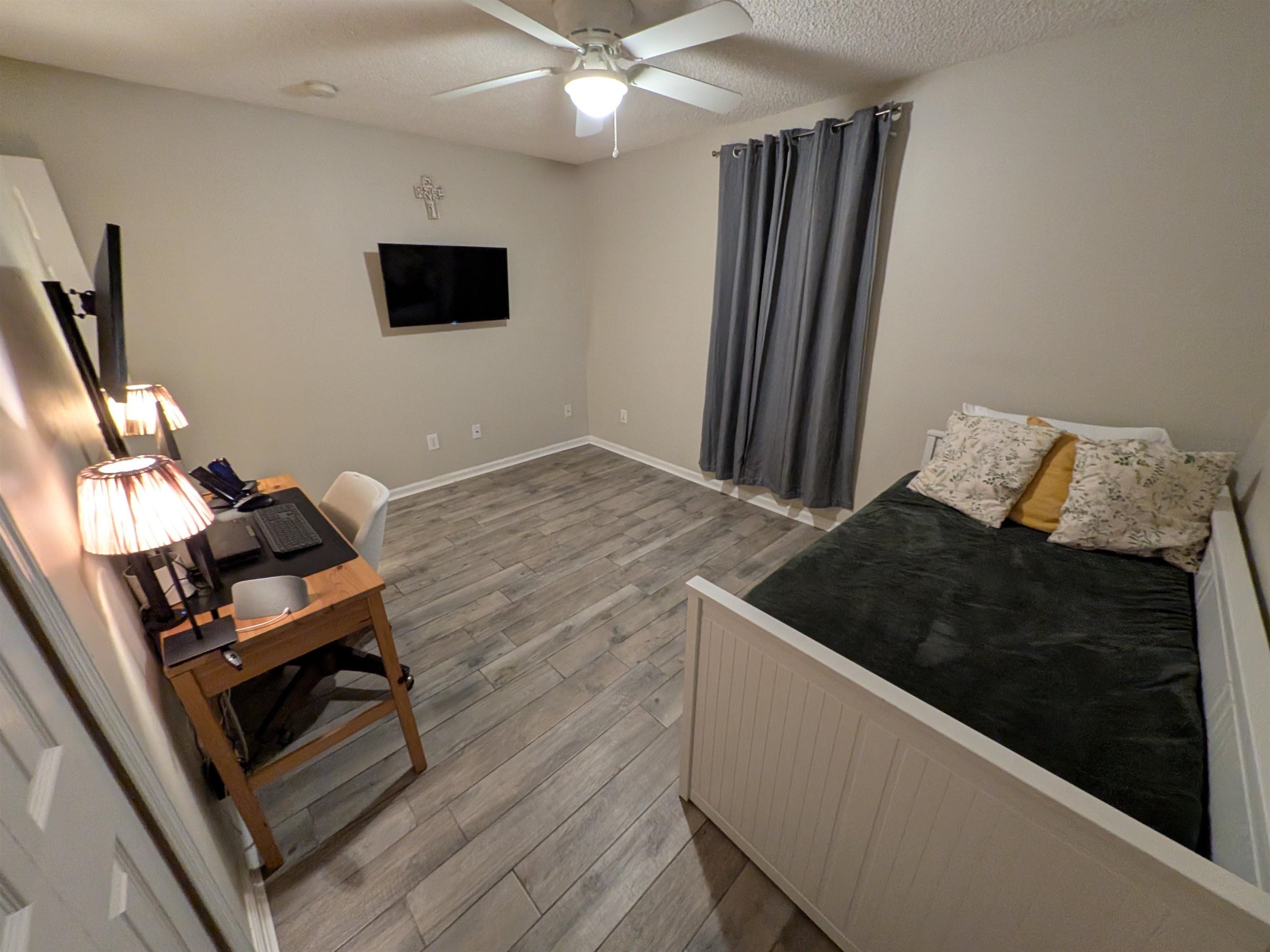 921 Oak Arbor Circle St. Augustine, FL 32084 - Photo 37 of 51 a view of a living room and hardwood floor