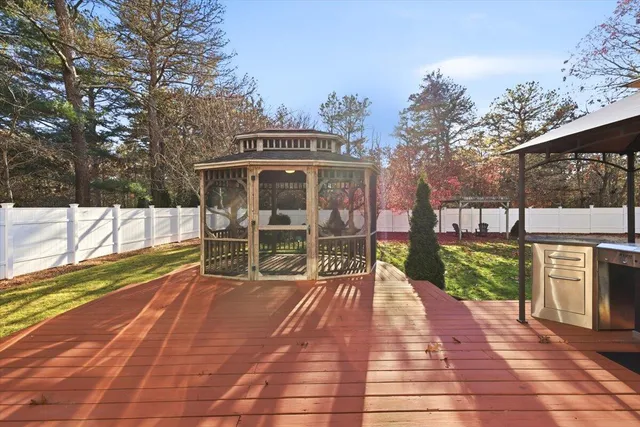 $875,000 | 109 Great Pines Drive, Mashpee, MA 02649