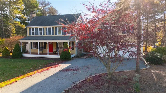 $875,000 | 109 Great Pines Drive, Mashpee, MA 02649