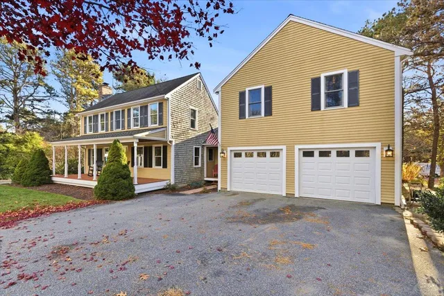 $875,000 | 109 Great Pines Drive, Mashpee, MA 02649