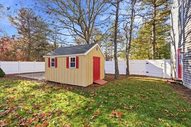 $875,000 | 109 Great Pines Drive, Mashpee, MA 02649