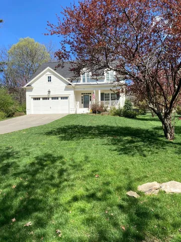 $4,200 | 815 Fairmount Avenue, Signal Mountain, TN 37377