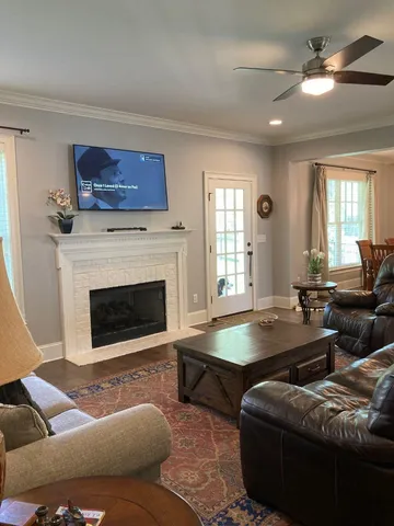 $4,200 | 815 Fairmount Avenue, Signal Mountain, TN 37377