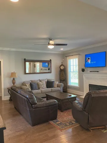 $4,200 | 815 Fairmount Avenue, Signal Mountain, TN 37377