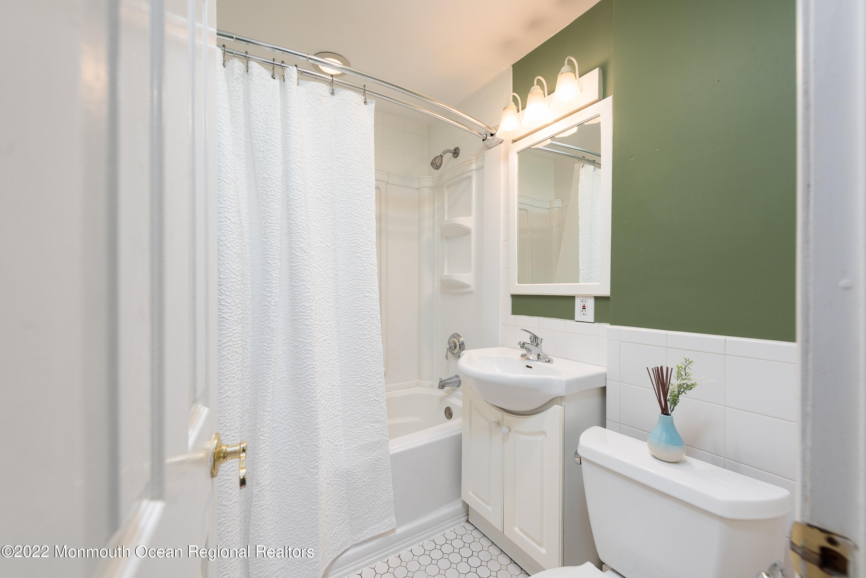 1302 Logan Road Asbury Park, NJ 07712 - Photo 11 of 27 BAP_8646-Edit