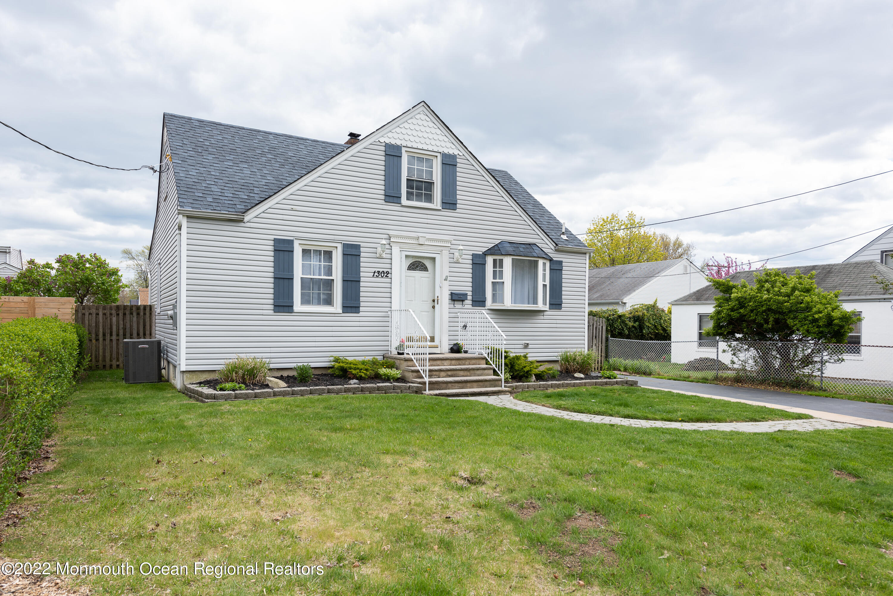 1302 Logan Road Asbury Park, NJ 07712 - Photo 7 of 27 BAP_8713