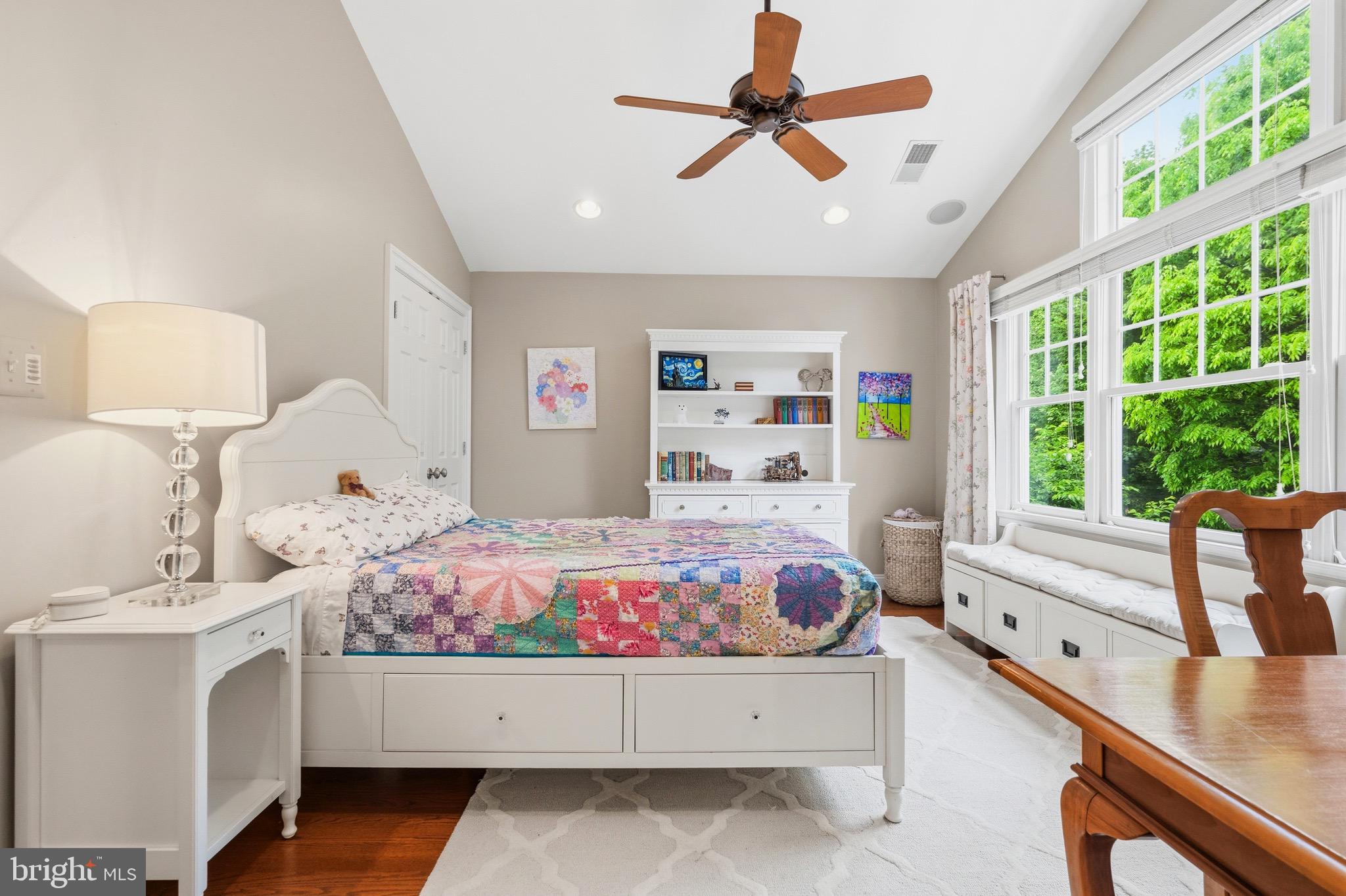 6962 Park Avenue McLean, VA 22101 - Photo 38 of 56 Bedroom 4- 10' Vaulted Ceiling