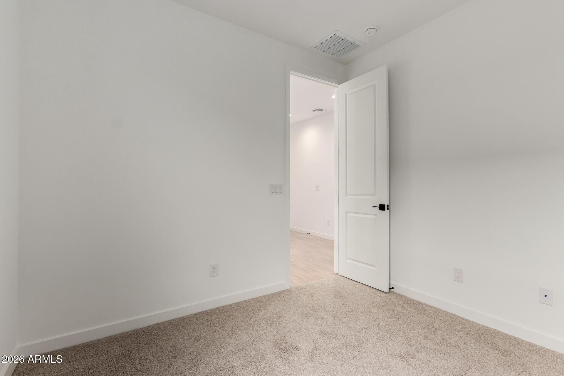 8026 West Granada Road Phoenix, AZ 85035 - Photo 16 of 31 a view of an empty room