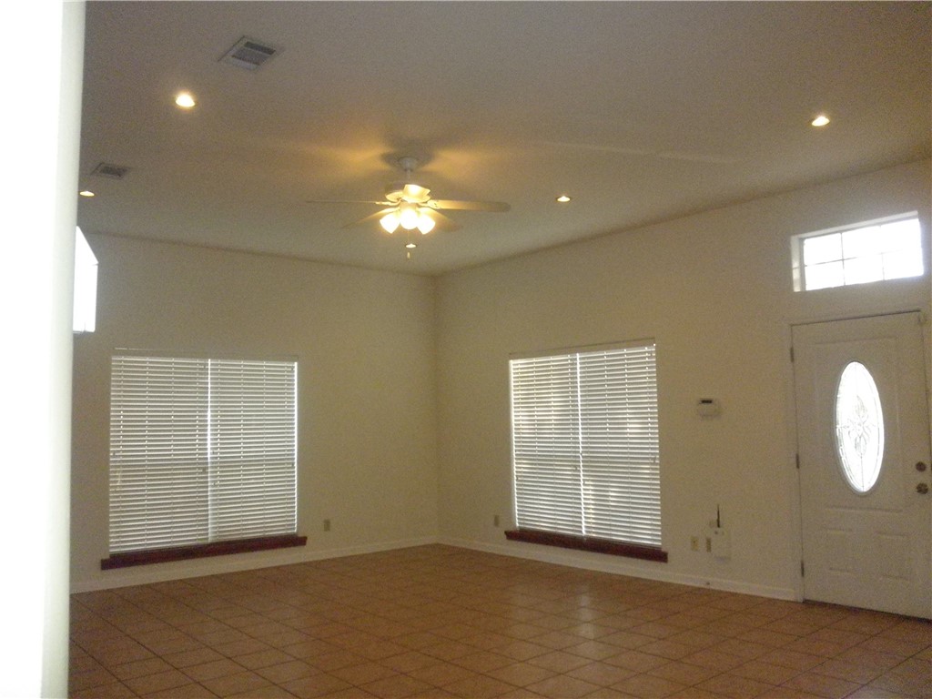 109 West 38th Street, Unit A Austin, TX 78705 - Photo 13 of 16 a view of a livingroom with a staircase