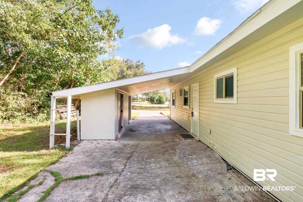 4204 Cottage Hill Road Mobile, AL 36609 - Photo 9 of 34