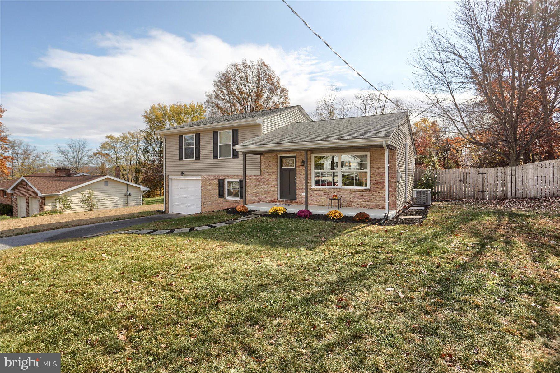 54 Ridgeview Road Hummelstown, PA 17036 - Photo 3 of 35 Gallery Image 3