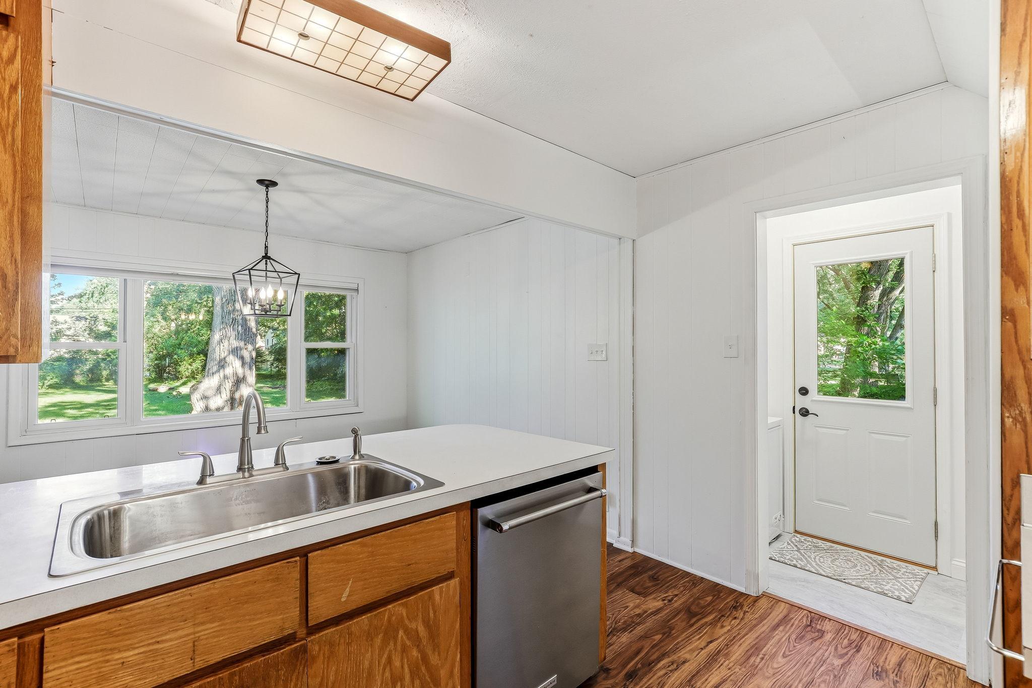 7866 Eastwood Road St. Paul, MN 55112 - Photo 12 of 45