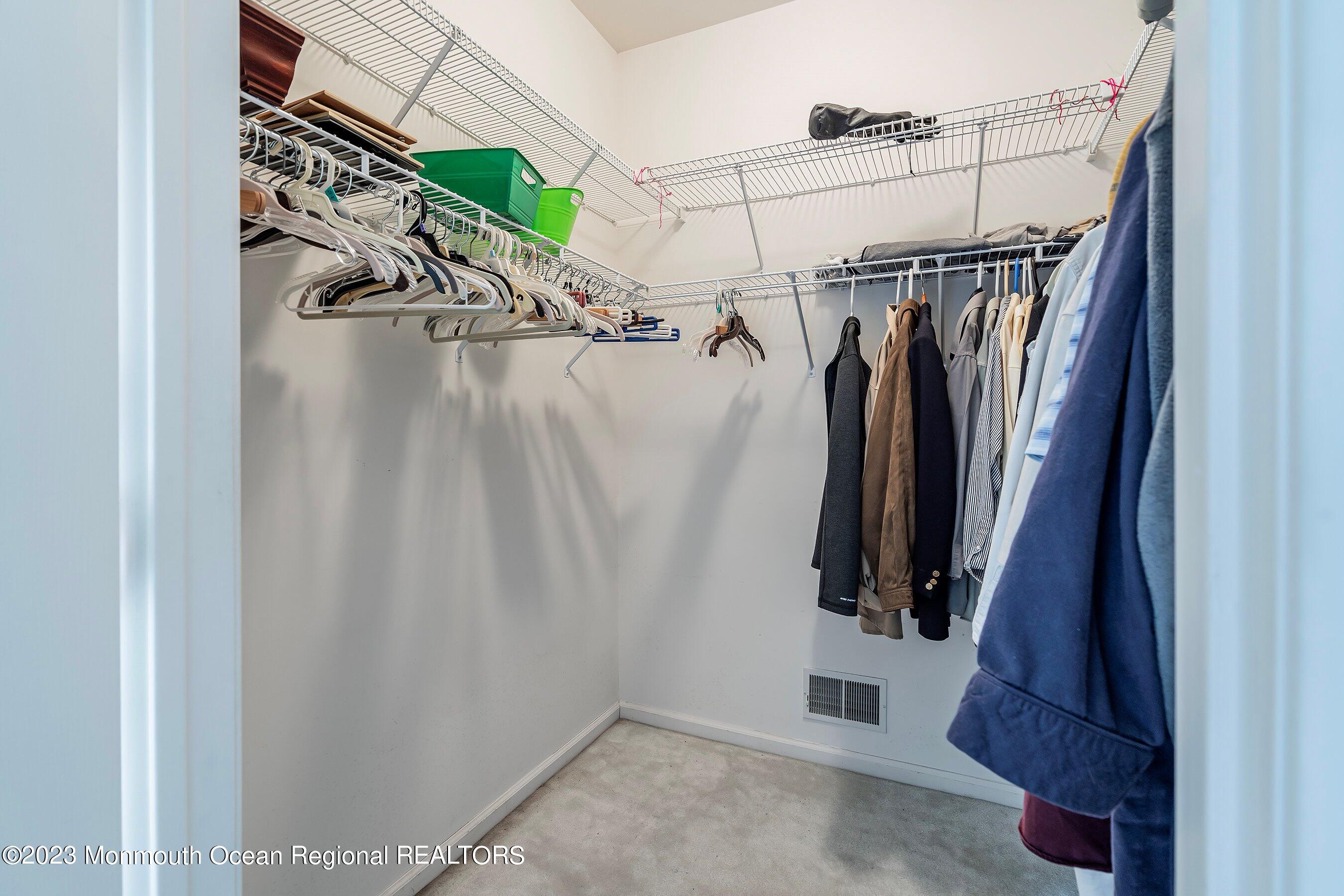 58 Sandpiper Road Barnegat, NJ 08005 - Photo 14 of 26 14-Bed 1 Closet