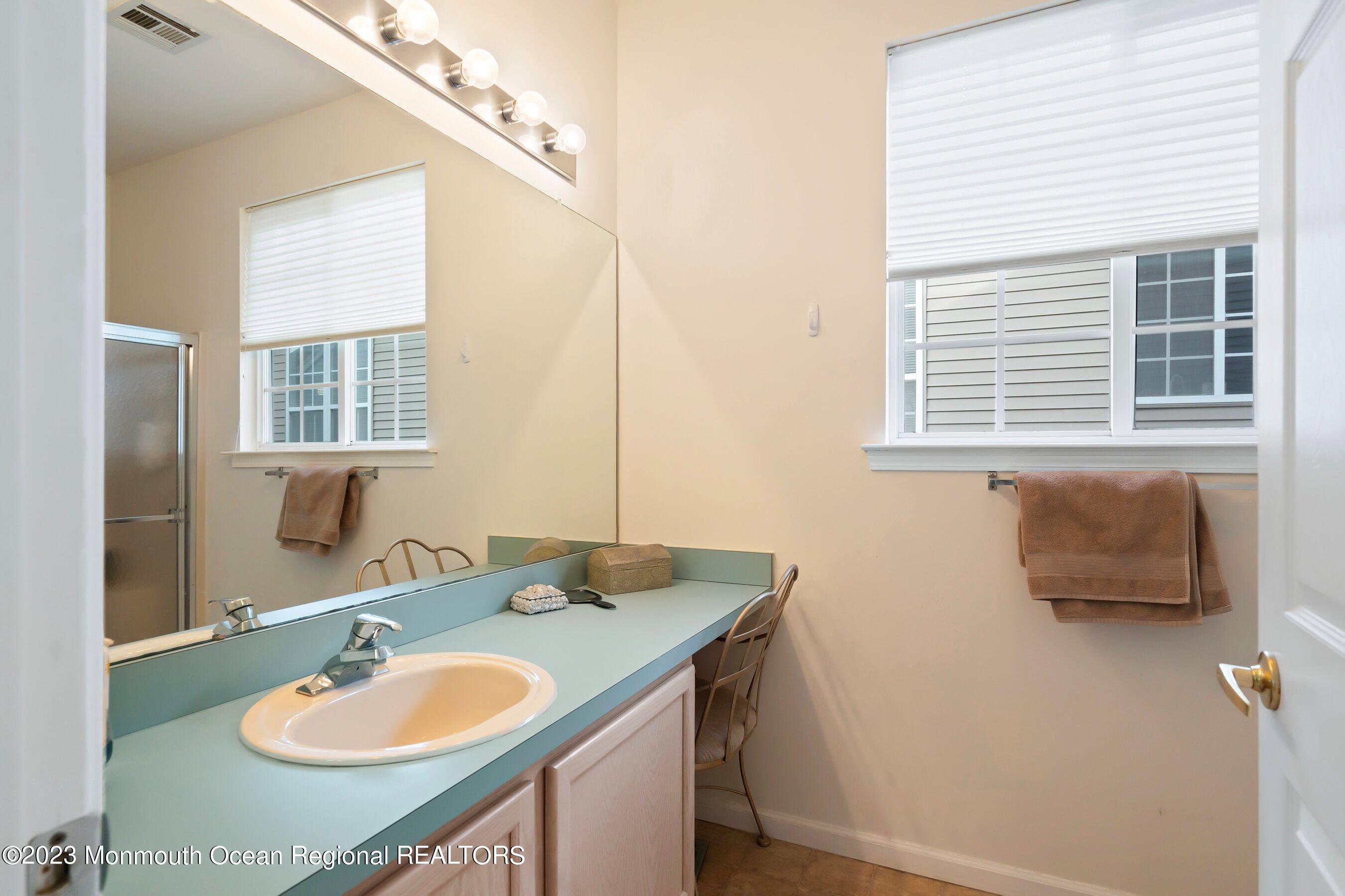 58 Sandpiper Road Barnegat, NJ 08005 - Photo 15 of 26 15-Bath 1A