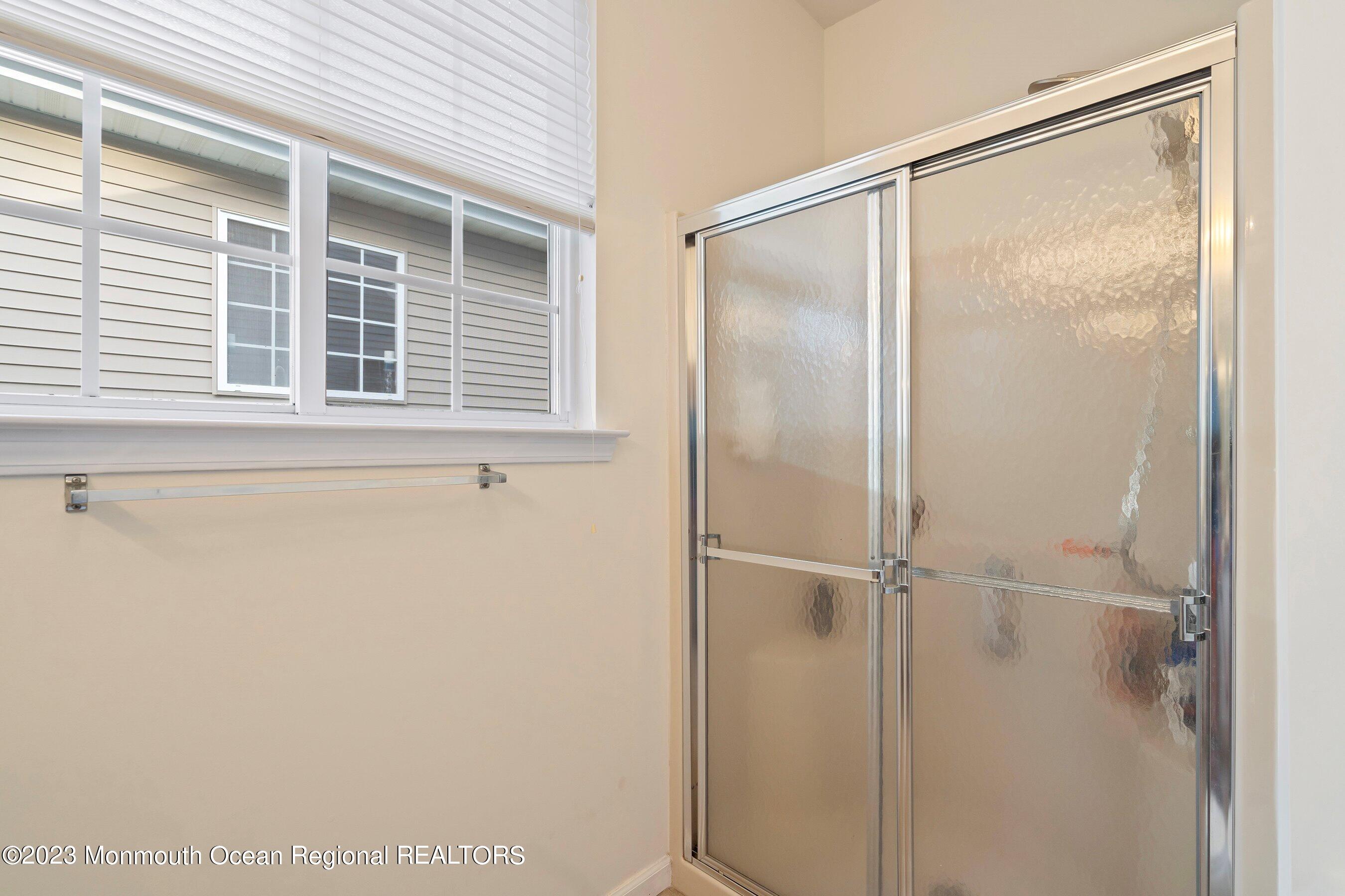 58 Sandpiper Road Barnegat, NJ 08005 - Photo 16 of 26 16-Bath 1B