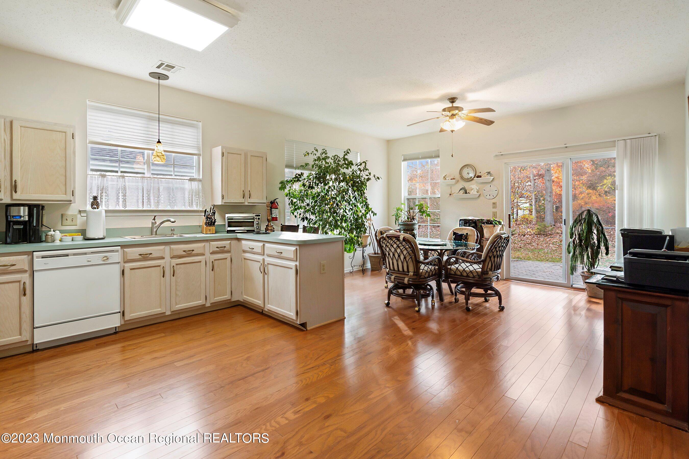 58 Sandpiper Road Barnegat, NJ 08005 - Photo 8 of 26 08-Kitchen to Breakfast