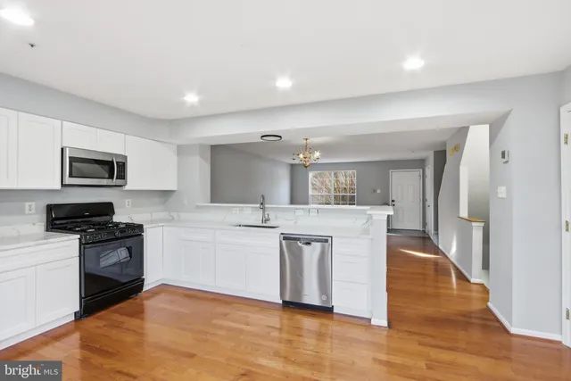 $2,700 | 6174 Silver Arrows Way, Columbia, MD 21045