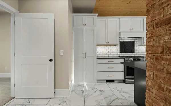 $615,900 | 1302 South Ash Street, Casper, WY 82601