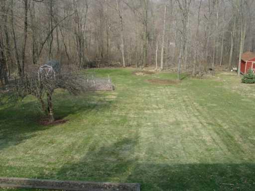 418 Duff Road Sewickley, PA 15143 - Photo 7 of 8 Yard/Garden.