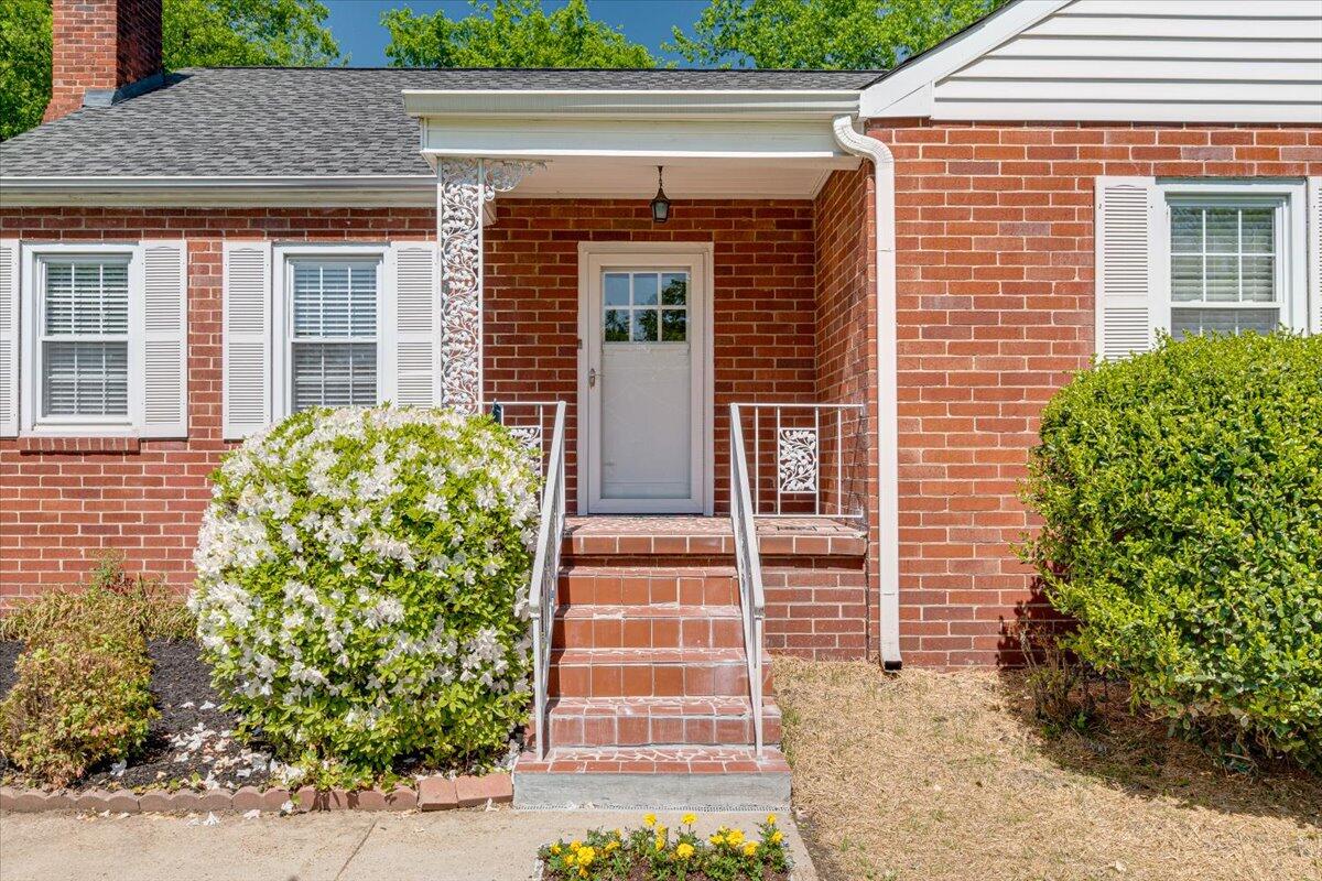 505 Sharondale Road Chattanooga, TN 37412 - Photo 2 of 25 02-505 Sharondale Rd-2