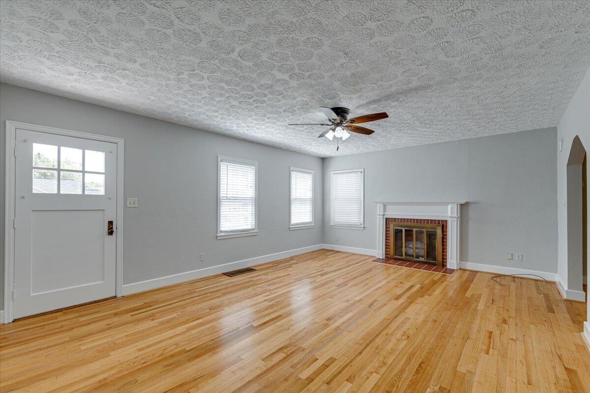 505 Sharondale Road Chattanooga, TN 37412 - Photo 5 of 25 05-505 Sharondale Rd-5