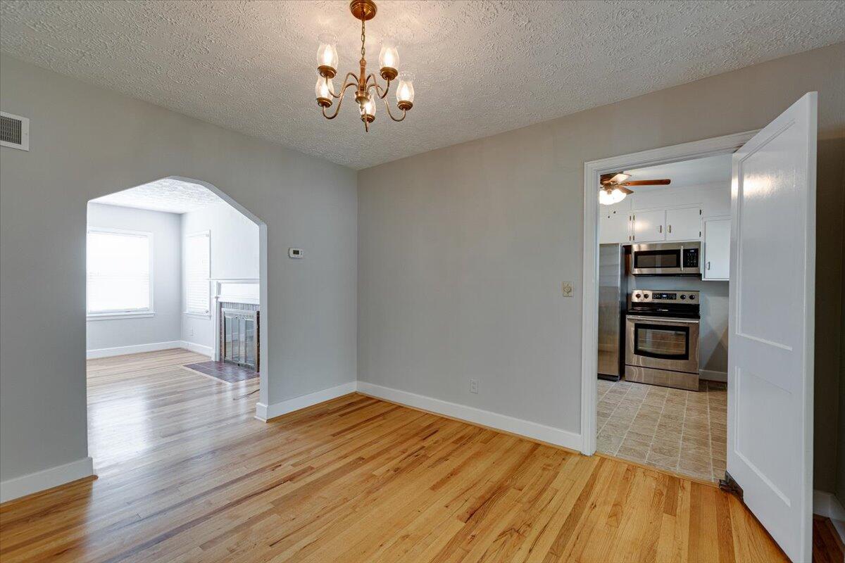 505 Sharondale Road Chattanooga, TN 37412 - Photo 6 of 25 06-505 Sharondale Rd-6