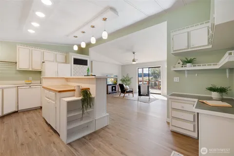 $399,000 | 5255 South Apollo Road, Langley, WA 98260