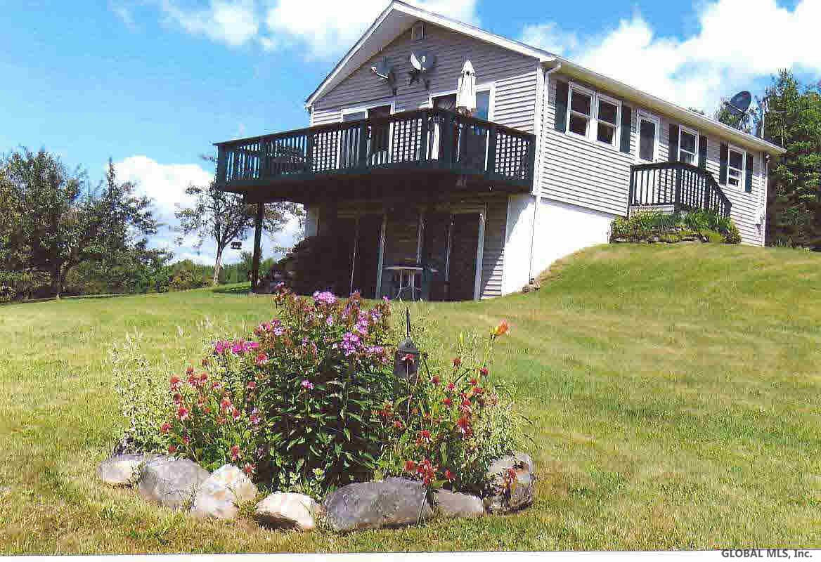 275 Stoddard Road Hampton, NY 12837 - Photo 1 of 12 Photo 1