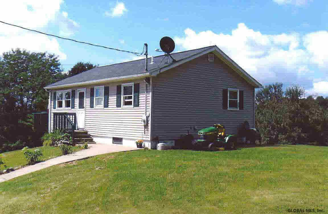 275 Stoddard Road Hampton, NY 12837 - Photo 9 of 12 Photo 9
