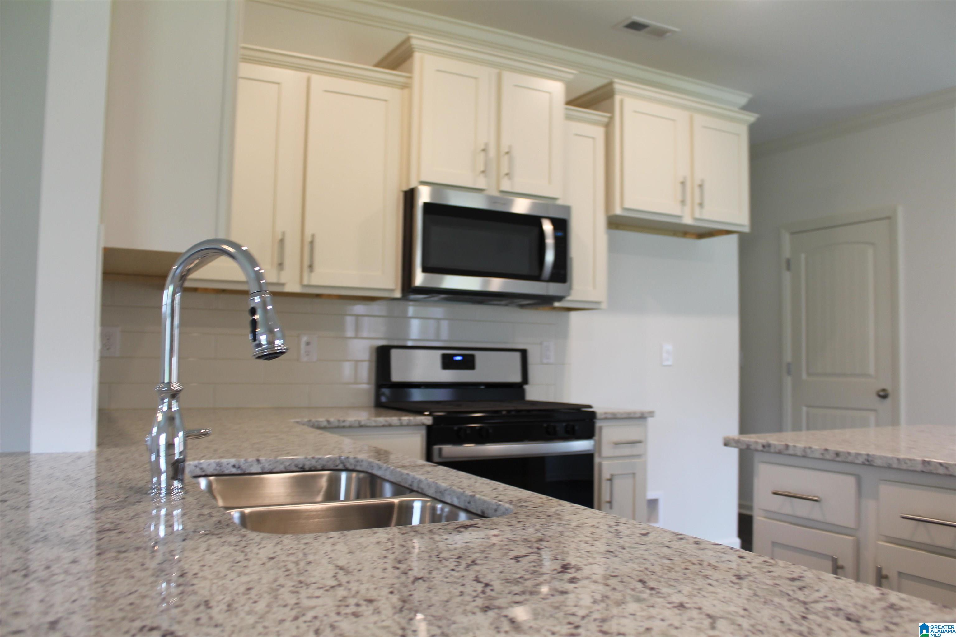 517 Rock Terrace Way Helena, AL 35080 - Photo 6 of 21