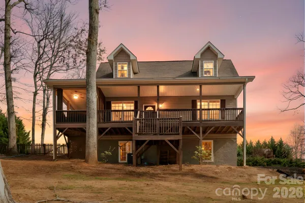 $549,000 | 4 Carter Hill Drive, Leicester, NC 28748